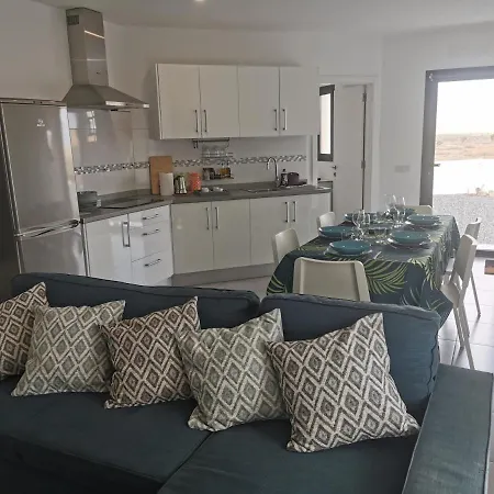 Villaverde Relax 1 A 10 Minutos De Corralejo Holiday home *